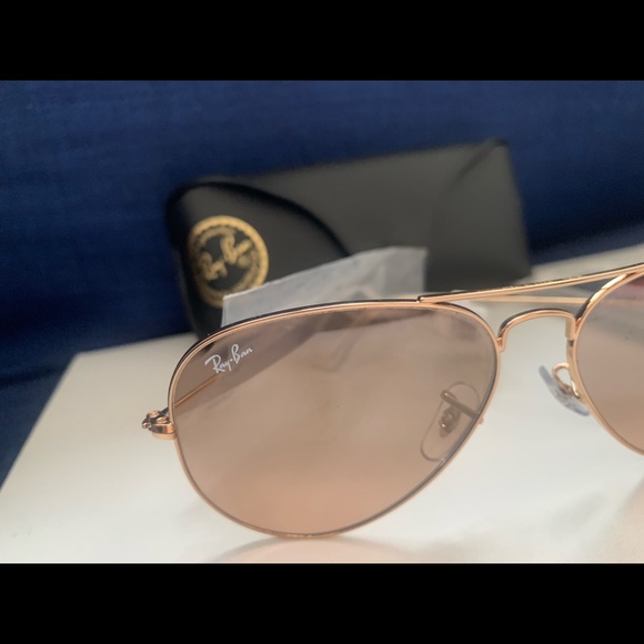 NWT Ray Ban Aviators with tags and case - Picture 2 of 7